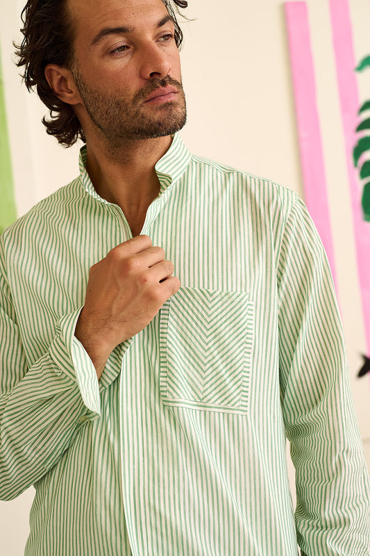 NEU: Pallarea – Streifen-Reißverschlusshemd mit grafischer Brusttasche