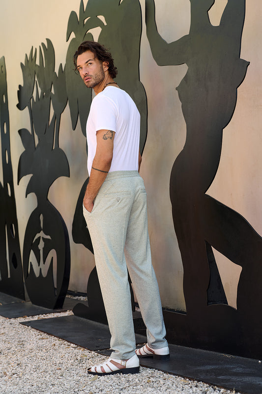 NEU: Septe - Die Hose. Entspannt im Sitz. Präzise im Detail.