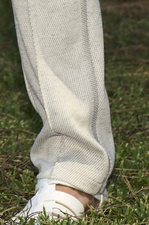 NEU: Septe - Die Hose. Entspannt im Sitz. Präzise im Detail.