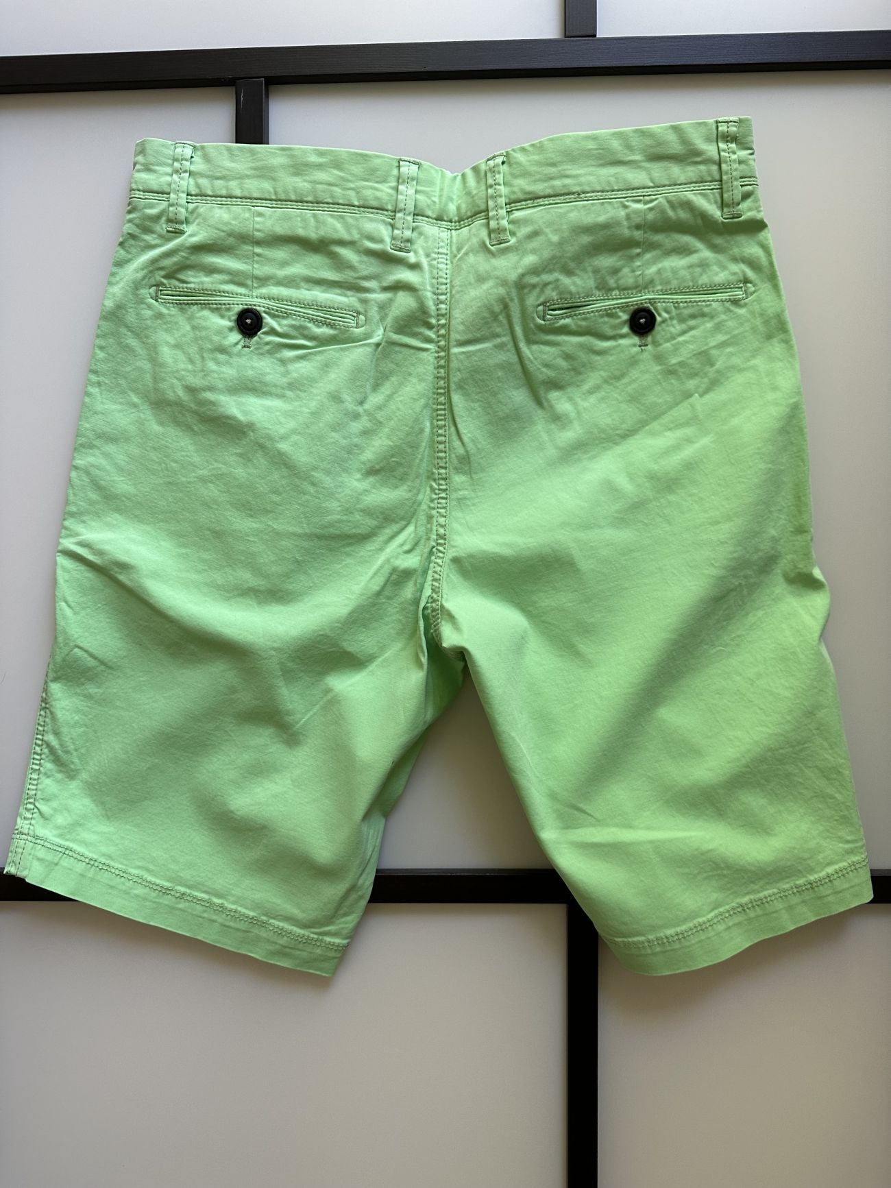 Paco - Bermudashort in Grün - von GANESH