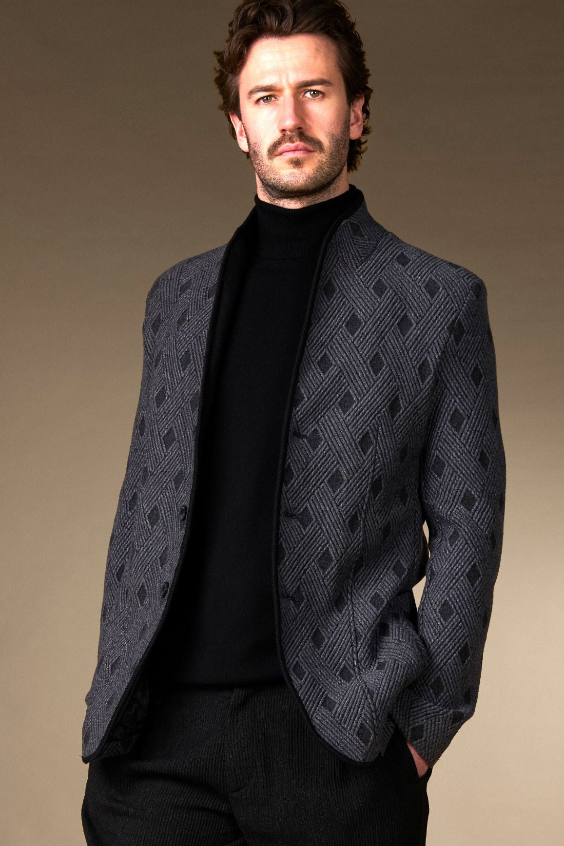 Belisar -  	Statement-Piece für drinnen, draußen und dazwischen